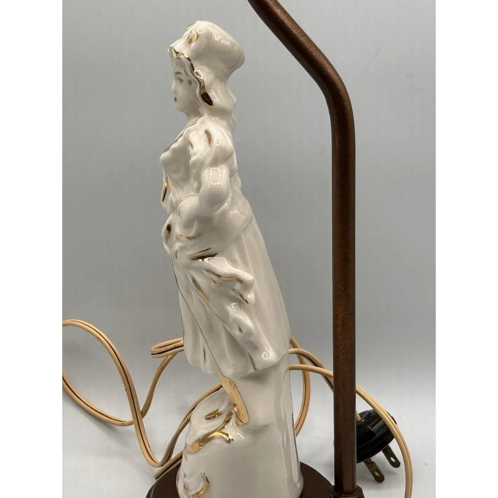 Vintage Colonial Woman Gold Trim Porcelain Table Lamp